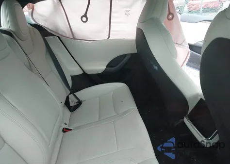 2021 Tesla Model S Long Range Dual Motor All-Wheel Drive z USA, uszkodzony, nr VIN 5YJSA1E54MF455554